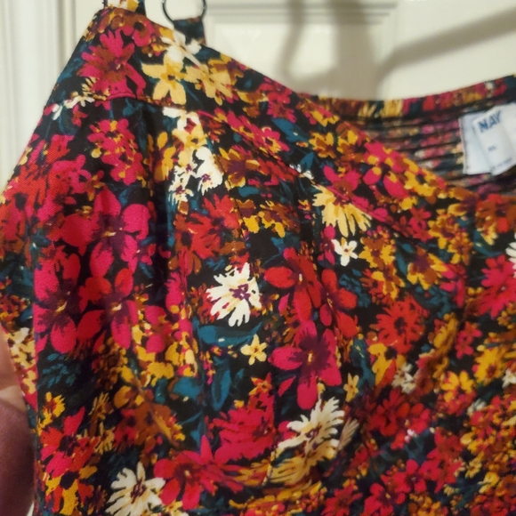 Floral Dress - Picture 6 of 7